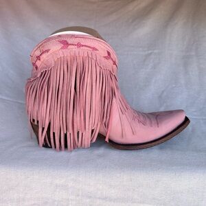 Junk Gypsy by Lane Boots Pink Fringe Women’s Western Boot. Size 9.5